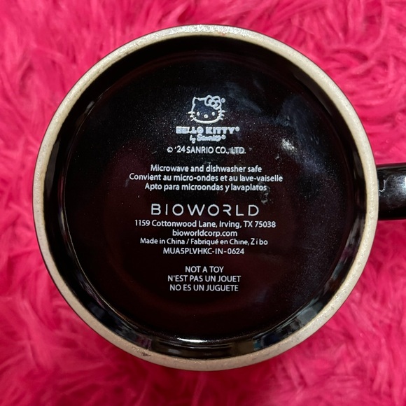 Hello Kitty pink and purple halloween mummy mug - Picture 3 of 3